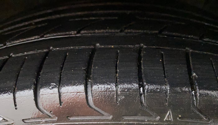 2019 Hyundai Creta SX AT 1.6 DIESEL, Diesel, Automatic, 94,329 km, Right Front Tyre Tread