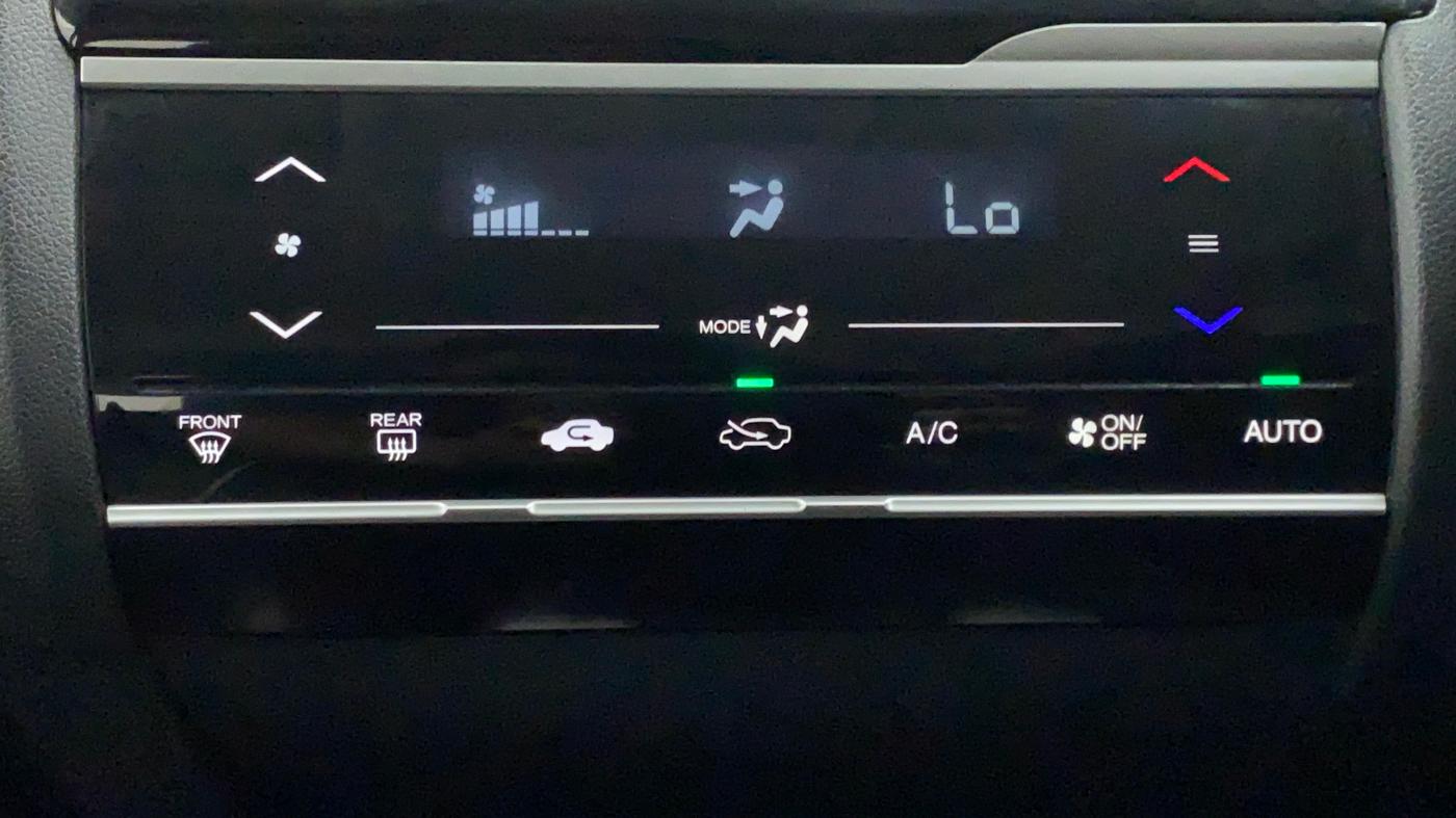 2019 Honda WR-V 1.2 i-VTEC VX MT, Petrol, Manual, 35,696 km, Automatic Climate Control