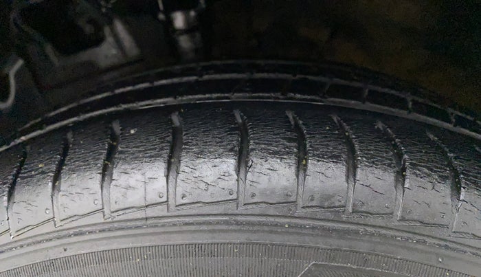 2019 Hyundai NEW SANTRO SPORTZ AMT, Petrol, Automatic, 40,930 km, Left Front Tyre Tread