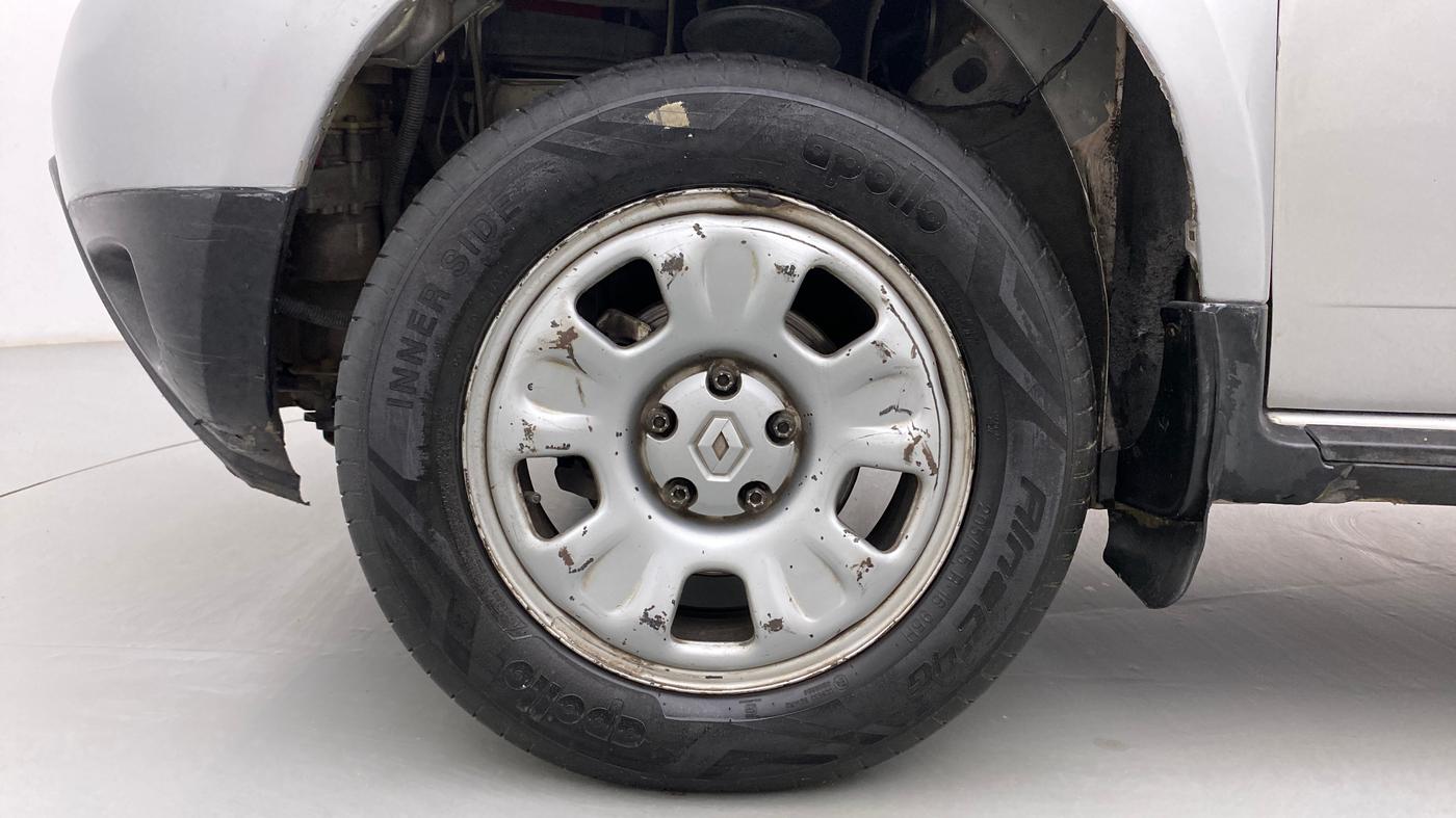 2012 Renault Duster 85 PS RXL DIESEL, Diesel, Manual, 68,555 km, Left Front Wheel