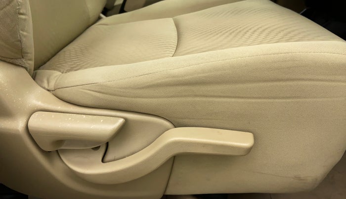 2014 Honda Amaze 1.2 SMT I VTEC, Petrol, Manual, 37,511 km, Driver Side Adjustment Panel