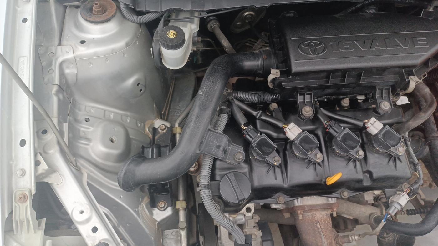 2015 Toyota Etios Liva G, Petrol, Manual, 83,141 km, Engine View - Right