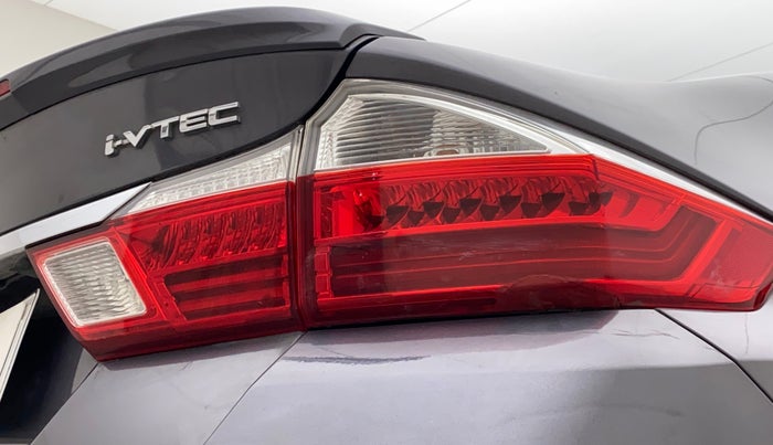 2017 Honda City 1.5L I-VTEC ZX CVT, Petrol, Automatic, 76,529 km, Right tail light - < 2 inches,no. = 2