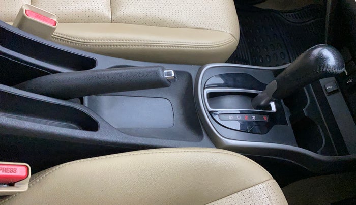 2017 Honda City 1.5L I-VTEC ZX CVT, Petrol, Automatic, 76,529 km, Gear Lever