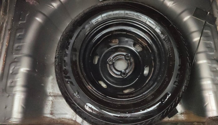 2019 Renault Kwid RXT 1.0 (O), Petrol, Manual, 89,702 km, Spare Tyre