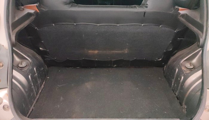 2019 Renault Kwid RXT 1.0 (O), Petrol, Manual, 89,702 km, Boot Inside