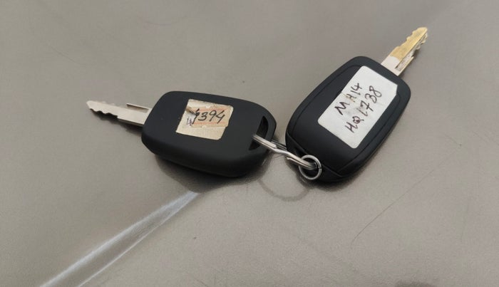 2019 Renault Kwid RXT 1.0 (O), Petrol, Manual, 89,702 km, Key Close Up