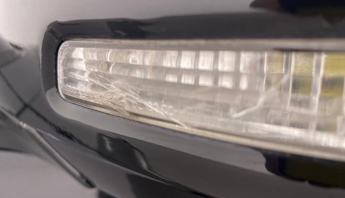 2013 Maruti Swift Dzire ZXI 1.2 BS IV, Petrol, Manual, 77,458 km, Left rear-view mirror - Indicator light has minor damage
