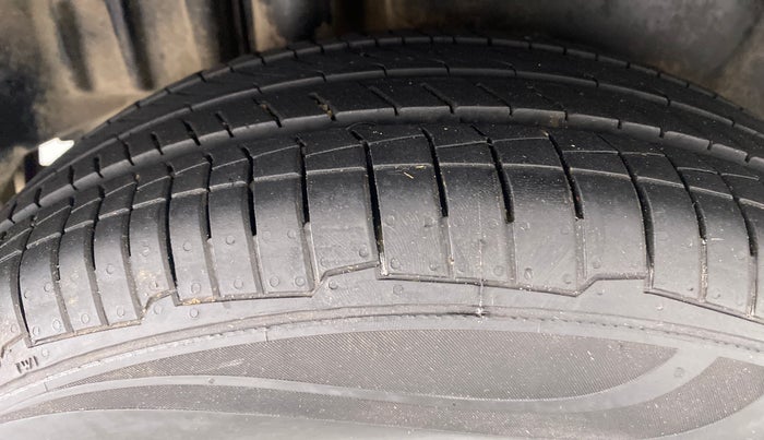 2013 Maruti Swift Dzire ZXI 1.2 BS IV, Petrol, Manual, 77,458 km, Right Rear Tyre Tread