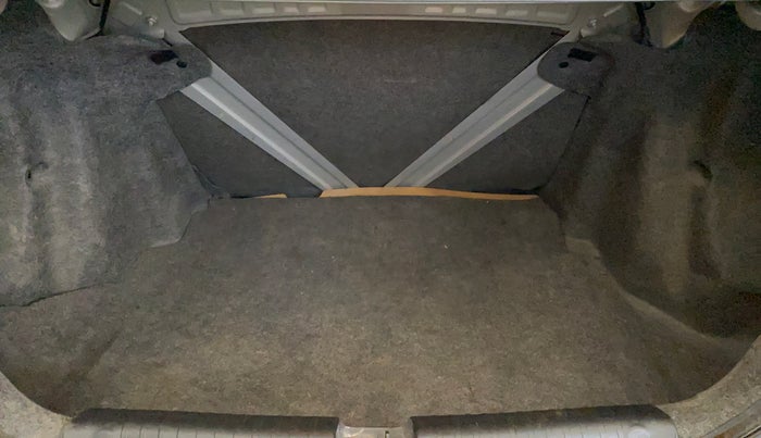 2017 Honda Amaze 1.2L I-VTEC S, Petrol, Manual, 57,359 km, Boot Inside