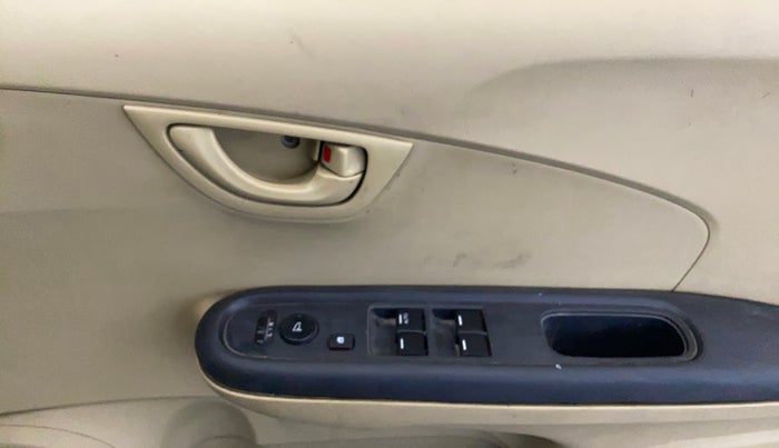 2017 Honda Amaze 1.2L I-VTEC S, Petrol, Manual, 57,359 km, Driver Side Door Panels Control