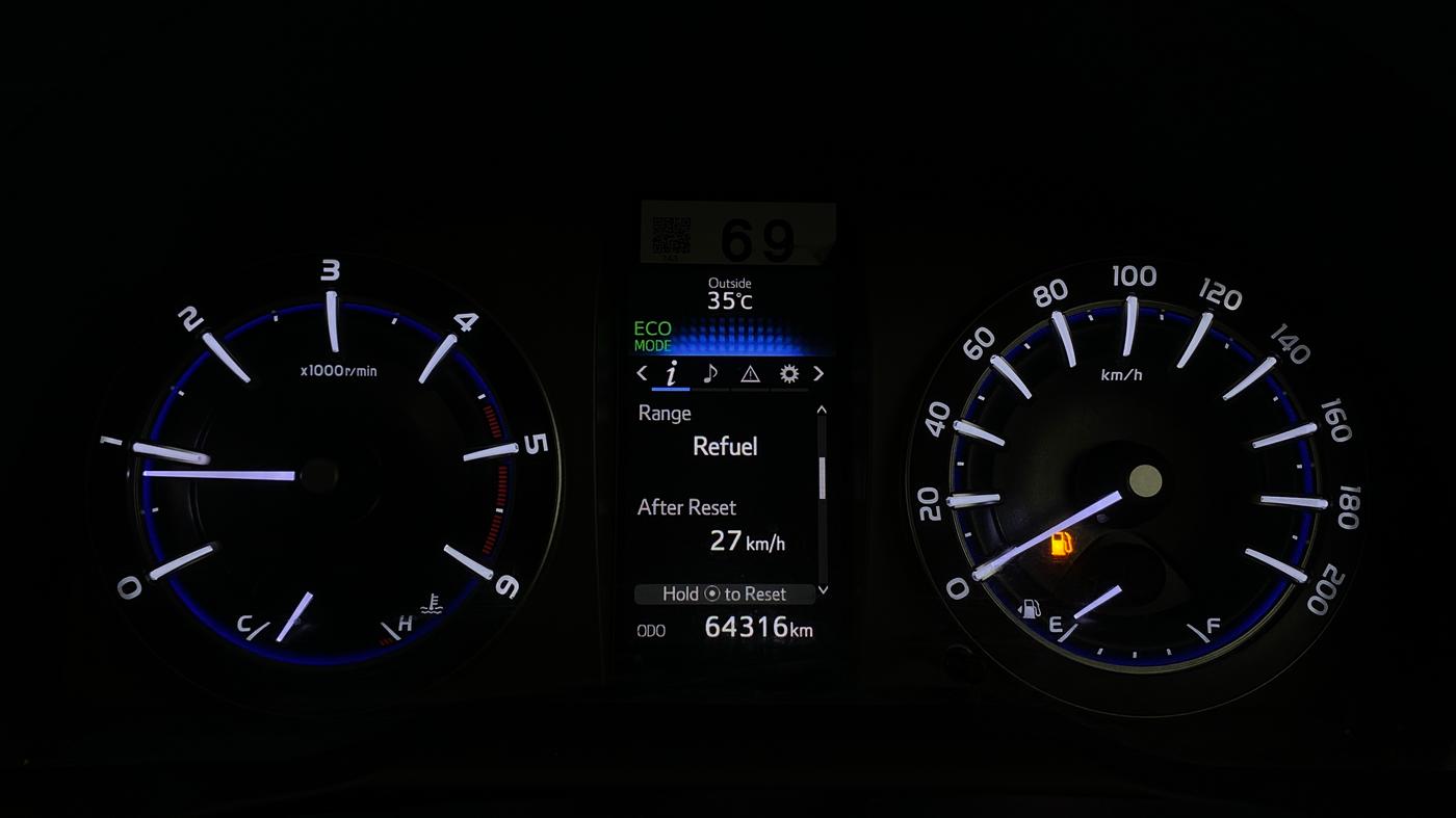 2017 Toyota Innova Crysta 2.4 VX 7 STR, Diesel, Manual, 64,312 km, Odometer Image