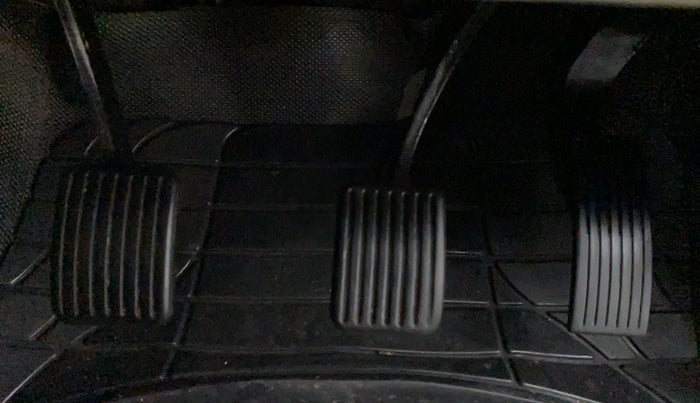 2018 Hyundai NEW SANTRO SPORTZ 1.1, Petrol, Manual, 74,483 km, Pedals