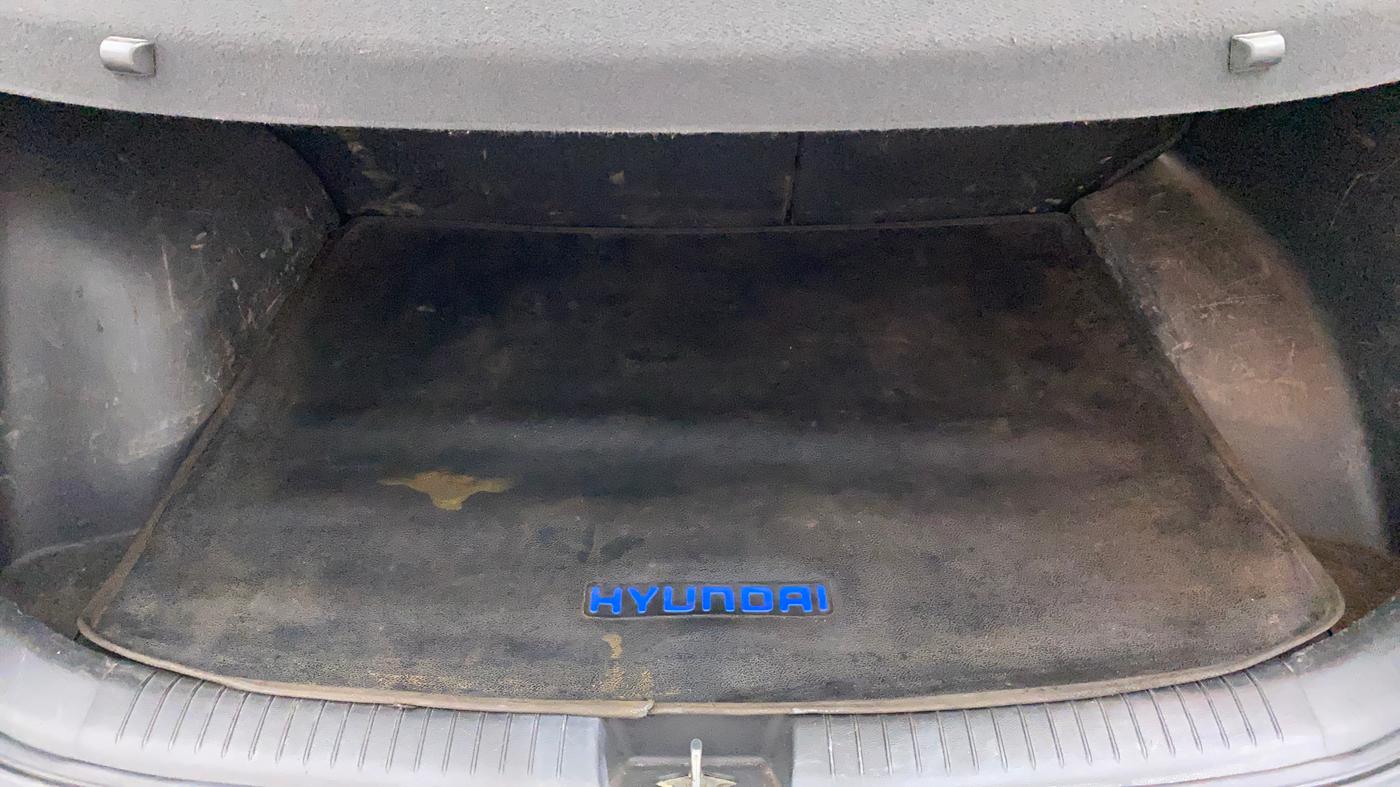 2018 Hyundai Creta SX PLUS AT 1.6 DIESEL, Diesel, Automatic, 97,681 km, Boot Inside