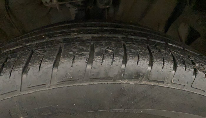 2021 Hyundai Creta E 1.5 DIESEL, Diesel, Manual, 39,934 km, Right Front Tyre Tread