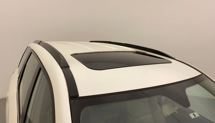 2016 Mahindra XUV500 W10, Diesel, Manual, 42,916 km, Roof