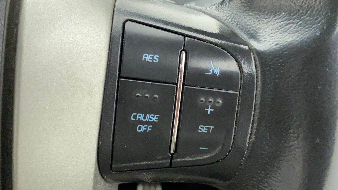 2016 Mahindra XUV500 W10, Diesel, Manual, 42,916 km, Adaptive Cruise Control