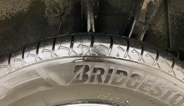 2022 Hyundai GRAND I10 NIOS SPORTZ 1.2 KAPPA VTVT, Petrol, Manual, 35,137 km, Left Rear Tyre Tread