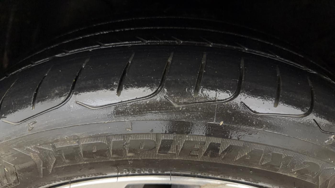 2025 Hyundai Verna SX 1.5 l MPI, Petrol, Manual, 30,747 km, Left Front Tyre Tread
