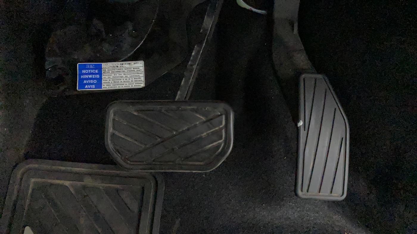 2017 Maruti IGNIS DELTA 1.2 AMT, Petrol, Automatic, 28,135 km, Pedals
