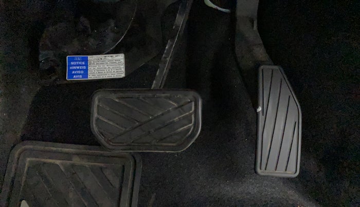 2017 Maruti IGNIS DELTA 1.2 AMT, Petrol, Automatic, 28,135 km, Pedals