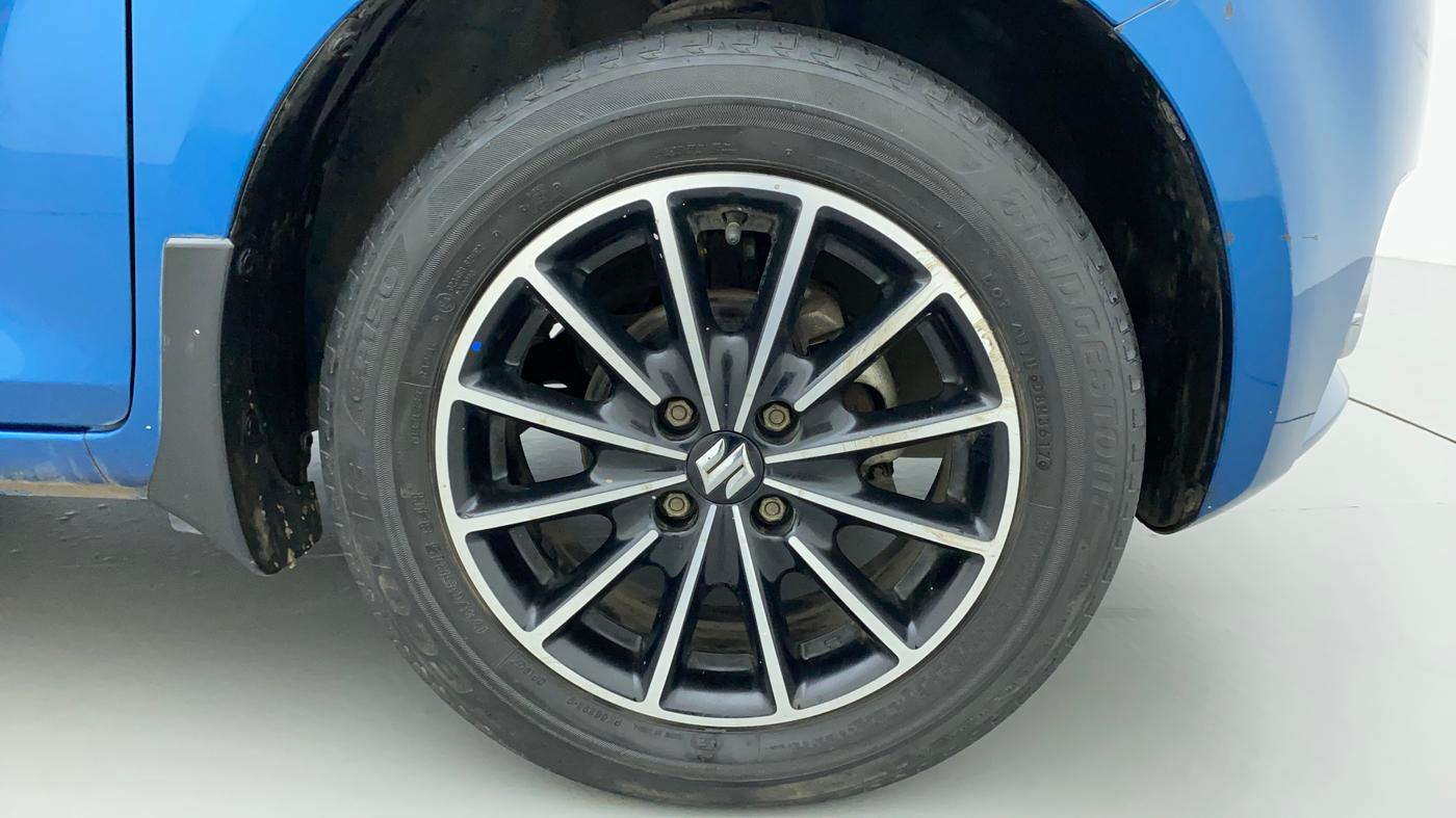 2017 Maruti IGNIS DELTA 1.2 AMT, Petrol, Automatic, 28,135 km, Right Front Wheel
