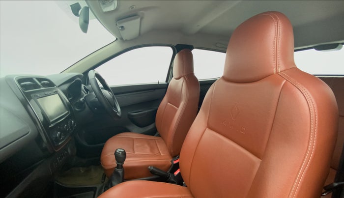 2017 Renault Kwid 1.0 RXT Opt, Petrol, Manual, 42,566 km, Right Side Front Door Cabin