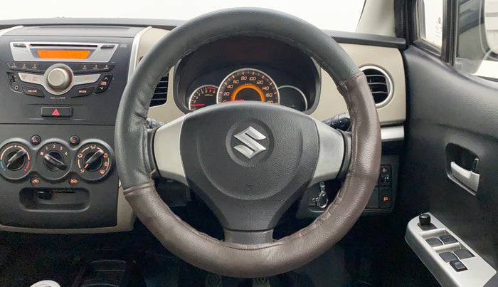 2013 Maruti Wagon R 1.0 VXI, Petrol, Manual, 40,320 km, Steering Wheel Close Up