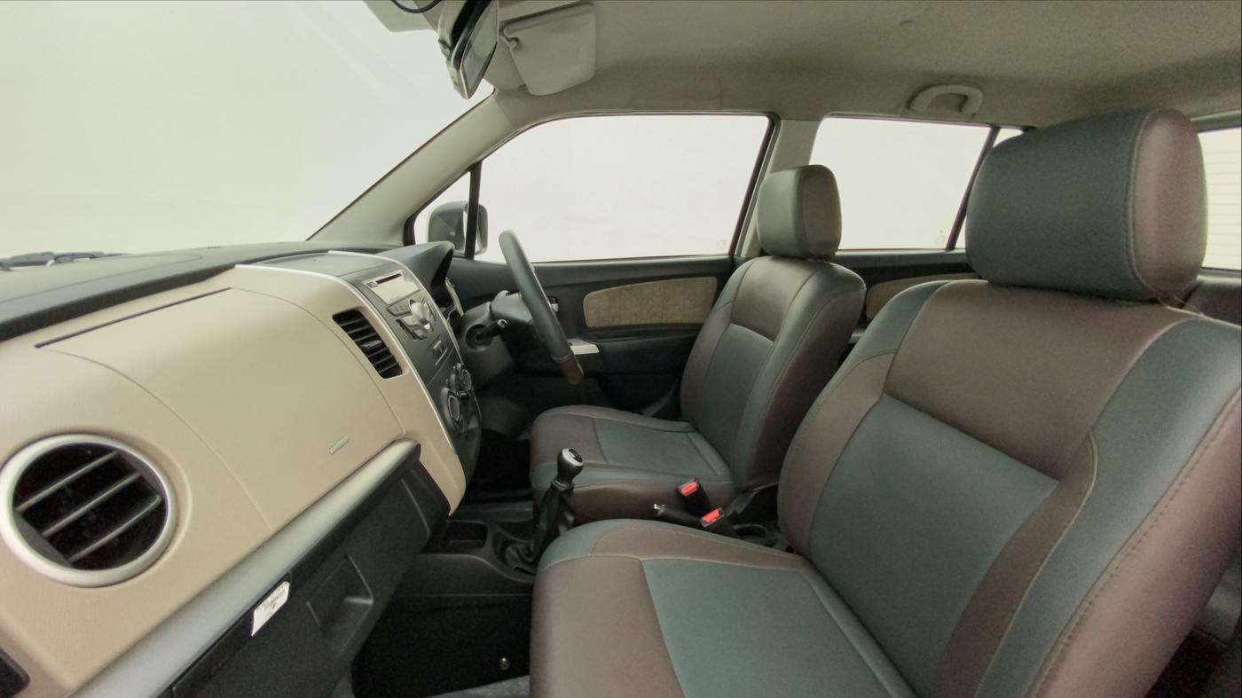 2013 Maruti Wagon R 1.0 VXI, Petrol, Manual, 40,320 km, Right Side Front Door Cabin