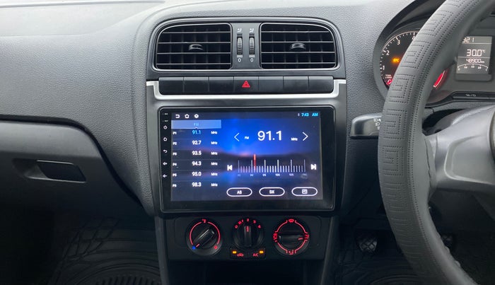 2019 Volkswagen Polo TRENDLINE 1.0L, Petrol, Manual, 49,049 km, Air Conditioner