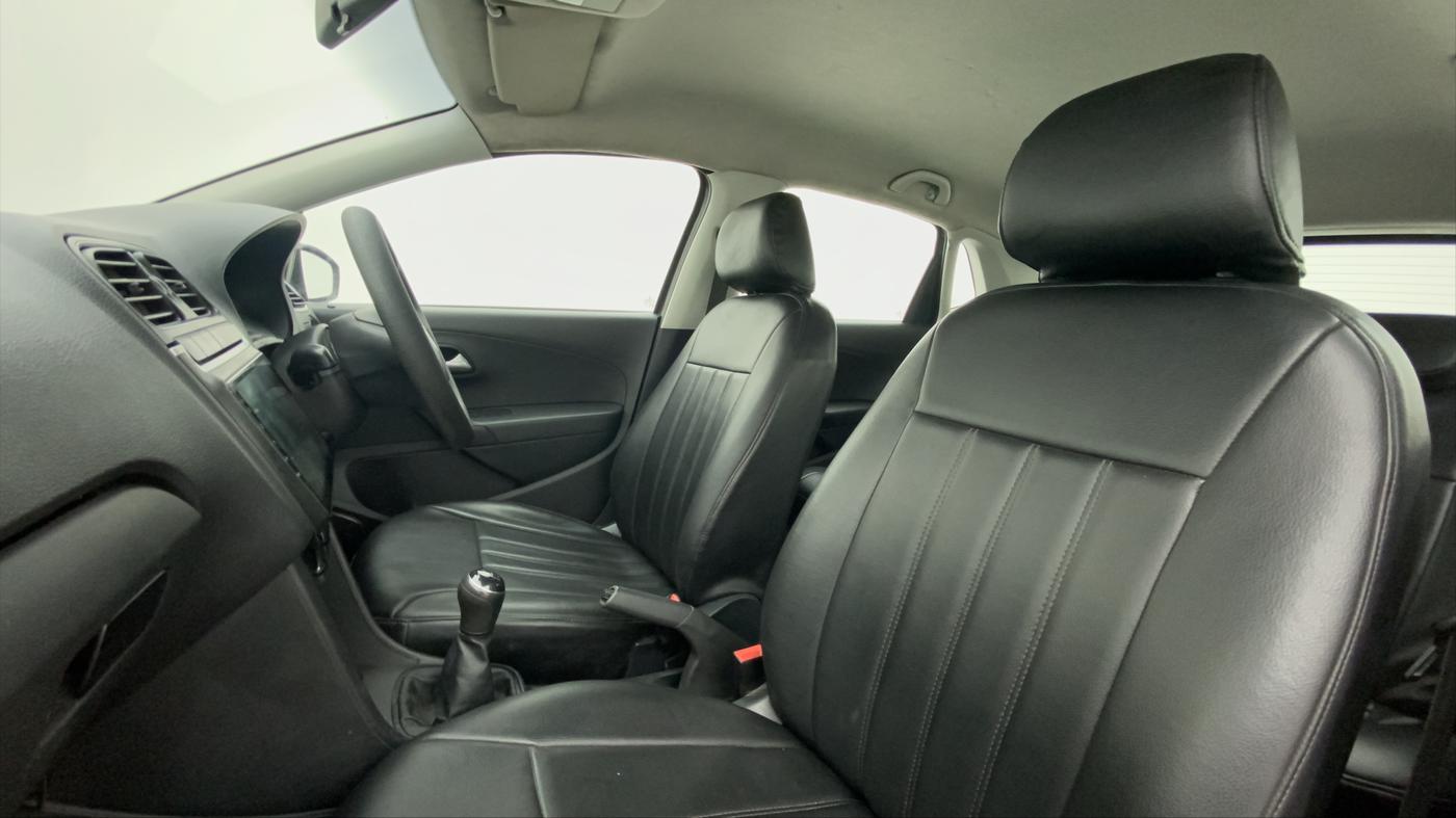 2019 Volkswagen Polo TRENDLINE 1.0L, Petrol, Manual, 49,049 km, Right Side Front Door Cabin