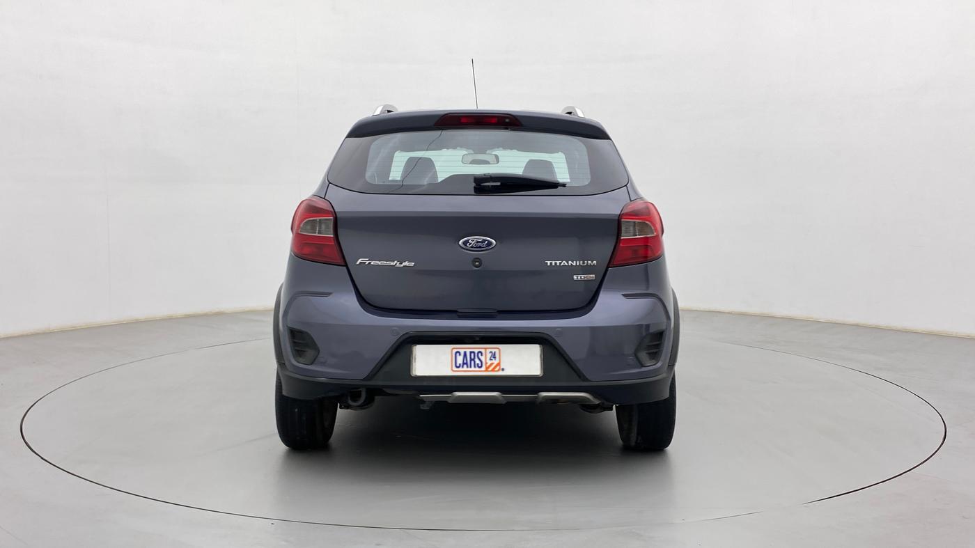 2018 Ford FREESTYLE TITANIUM 1.5 DIESEL, Diesel, Manual, 1,12,544 km, Back/Rear