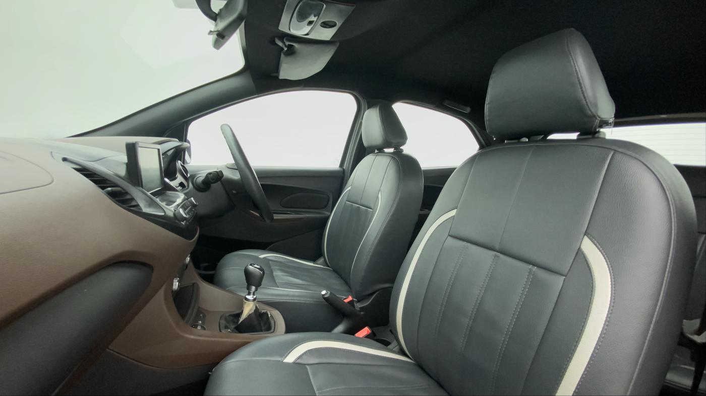 2018 Ford FREESTYLE TITANIUM 1.5 DIESEL, Diesel, Manual, 1,12,544 km, Right Side Front Door Cabin