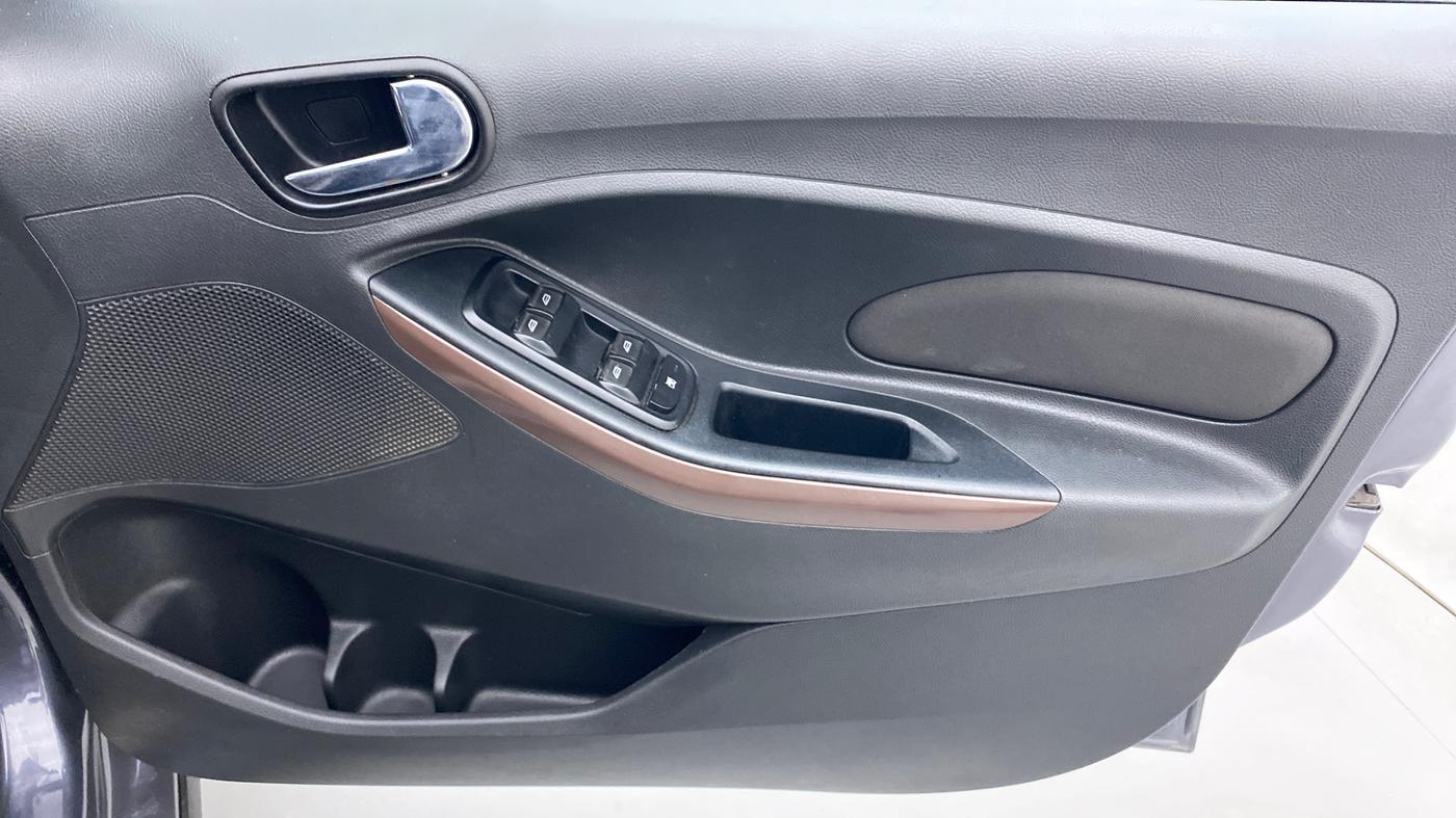 2018 Ford FREESTYLE TITANIUM 1.5 DIESEL, Diesel, Manual, 1,12,544 km, Driver Side Door Panels Control