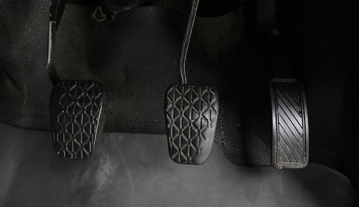 2018 Ford FREESTYLE TITANIUM 1.5 DIESEL, Diesel, Manual, 1,12,544 km, Pedals