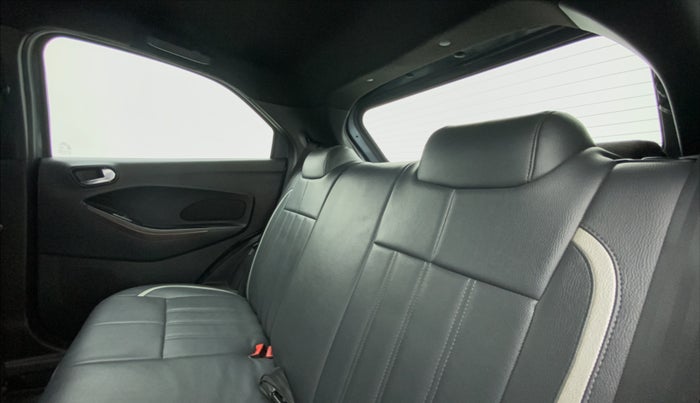 2018 Ford FREESTYLE TITANIUM 1.5 DIESEL, Diesel, Manual, 1,12,544 km, Right Side Rear Door Cabin