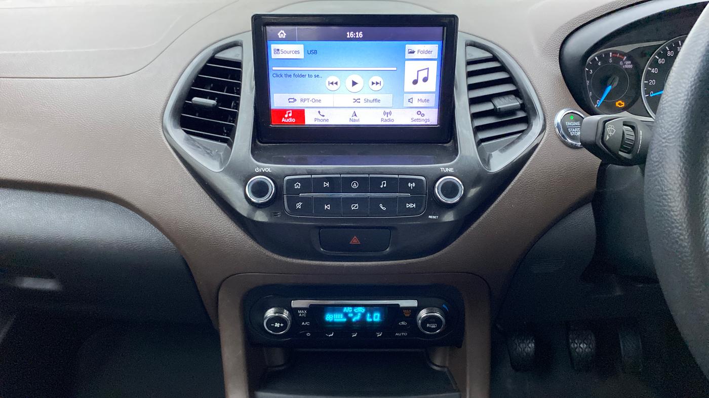 2018 Ford FREESTYLE TITANIUM 1.5 DIESEL, Diesel, Manual, 1,12,544 km, Air Conditioner