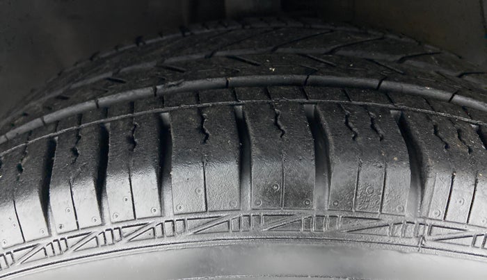 2012 Hyundai i20 MAGNA O 1.2, Petrol, Manual, 56,937 km, Right Front Tyre Tread