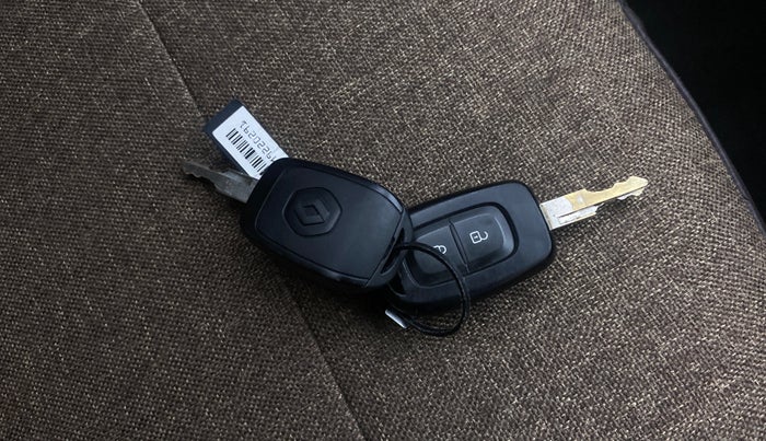 2019 Renault Kwid RXT 1.0 (O), Petrol, Manual, 39,947 km, Key Close Up