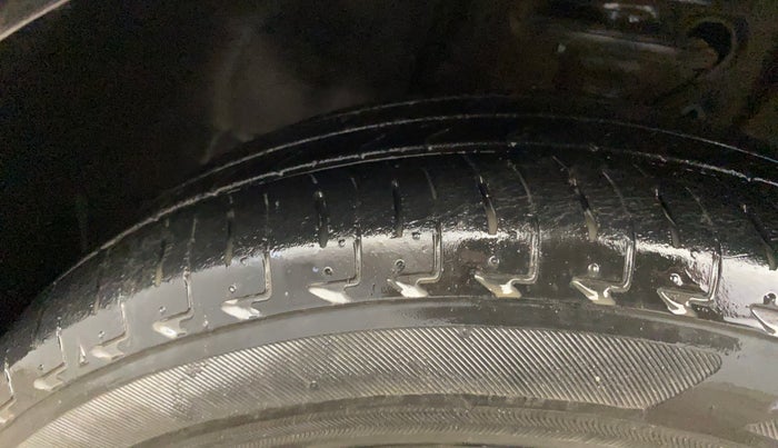 2019 Maruti IGNIS ALPHA 1.2, Petrol, Manual, 26,586 km, Left Front Tyre Tread