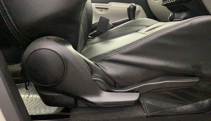 2019 Maruti IGNIS ALPHA 1.2, Petrol, Manual, 26,586 km, Driver Side Adjustment Panel