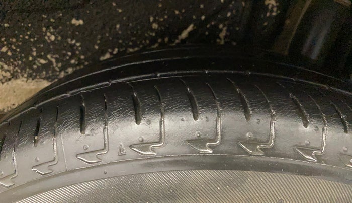 2019 Maruti IGNIS ALPHA 1.2, Petrol, Manual, 26,586 km, Left Rear Tyre Tread