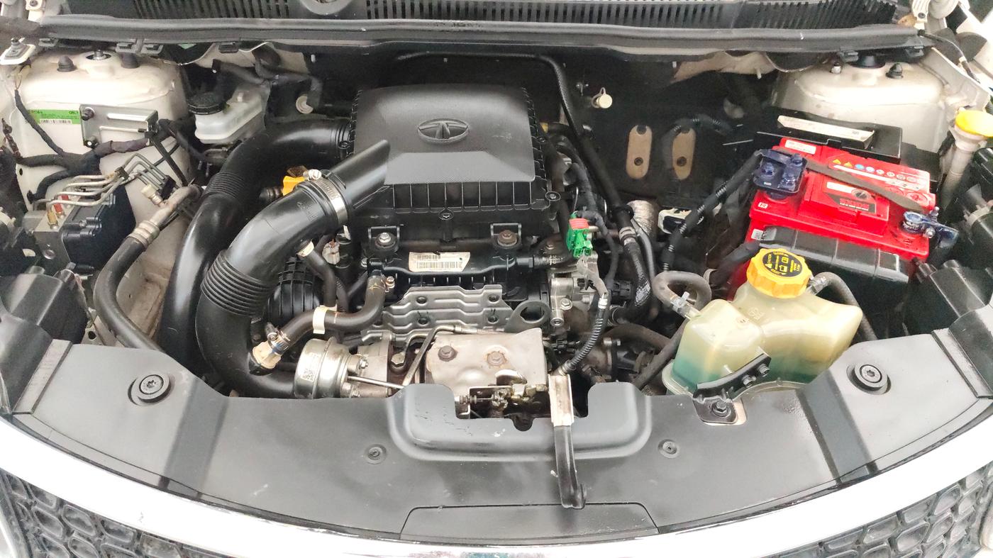 2018 Tata NEXON XZ PLUS PETROL, Petrol, Manual, 37,600 km, Engine View