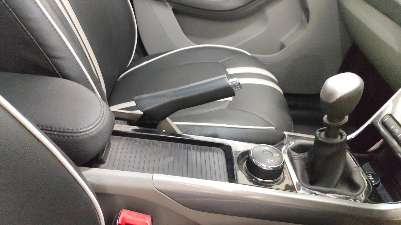 2018 Tata NEXON XZ PLUS PETROL, Petrol, Manual, 37,600 km, Gear Lever