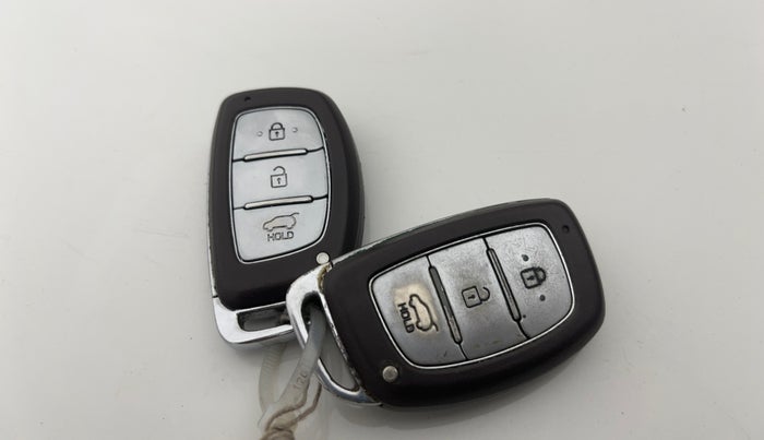 2016 Hyundai Creta SX PLUS 1.6 PETROL, Petrol, Manual, 59,448 km, Key Close Up