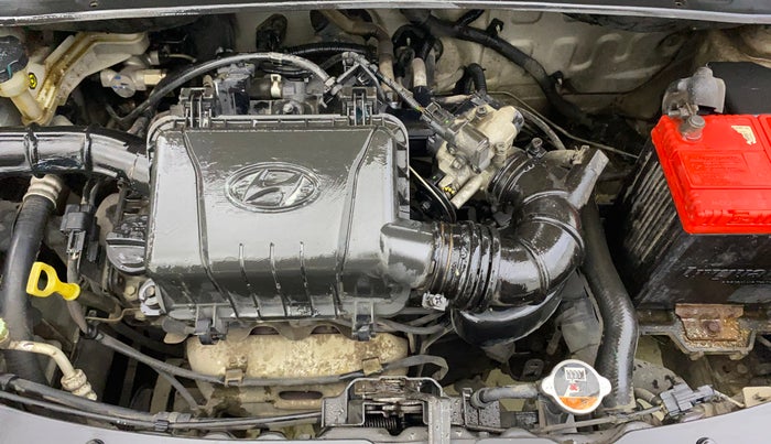 2014 Hyundai i10 SPORTZ 1.1, Petrol, Manual, 40,814 km, Engine View