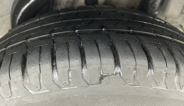 2020 Hyundai Verna SX(O) PETROL MT, Petrol, Manual, 12,416 km, Left Rear Tyre Tread