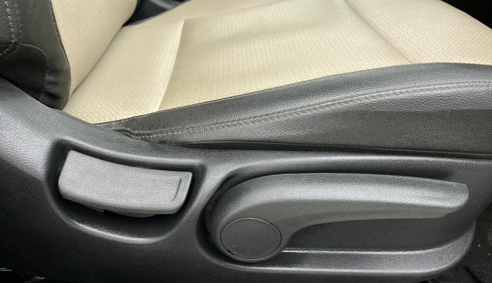 2020 Hyundai Verna SX(O) PETROL MT, Petrol, Manual, 12,416 km, Driver Side Adjustment Panel
