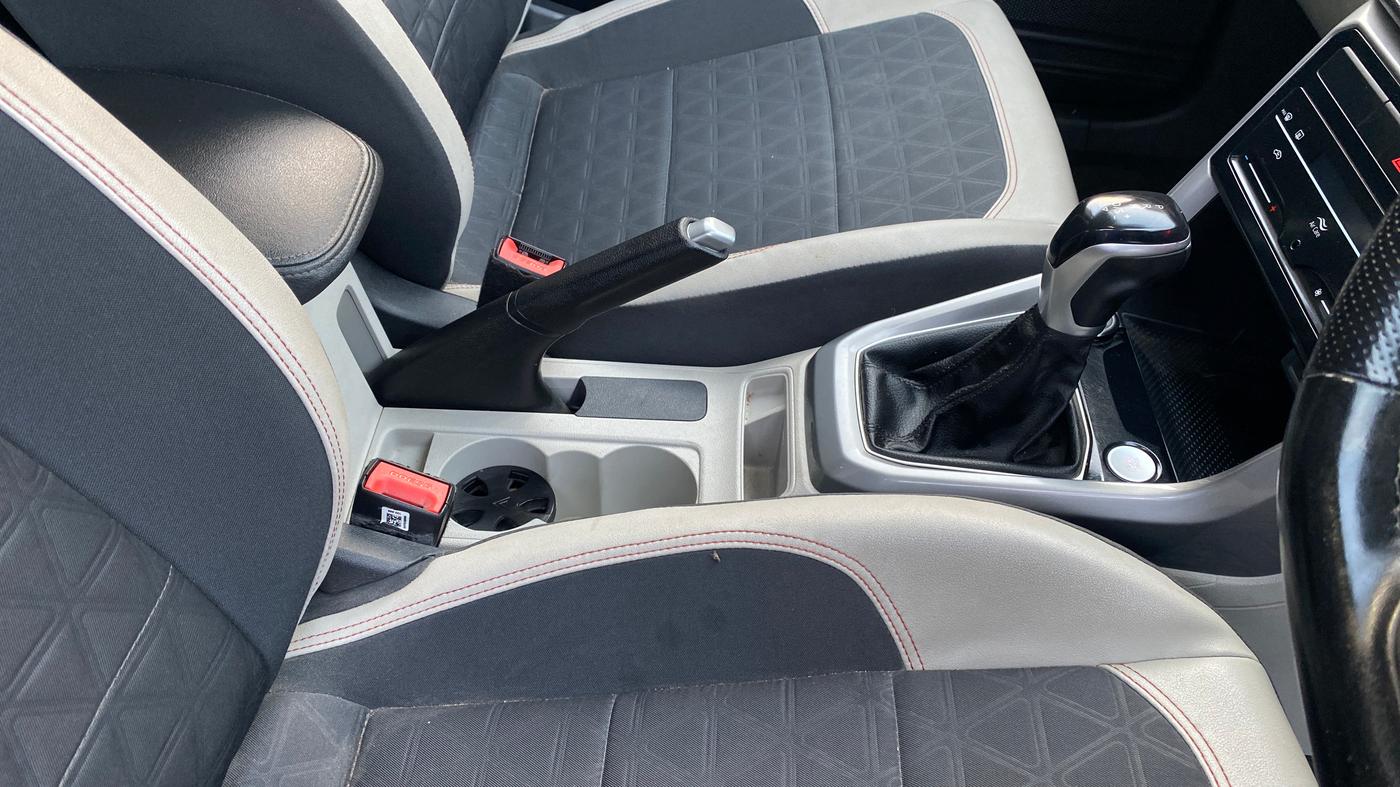 2021 Volkswagen TAIGUN GT PLUS 1.5 TSI DSG, Petrol, Automatic, 59,590 km, Gear Lever