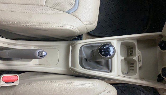 2023 Maruti Ertiga ZXI+ SHVS, Petrol, Manual, 38,152 km, Gear Lever